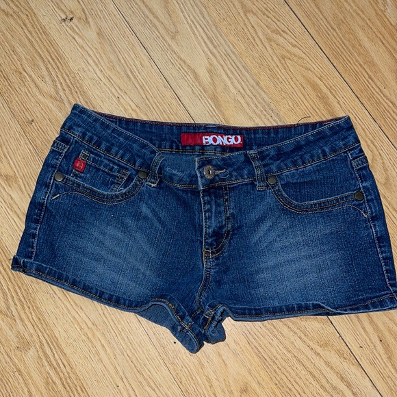 BONGO LOW RISE JEANS SHORTS - Picture 1 of 2